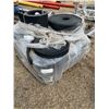 Image 2 : 1 pallet of rubber belting. Various size rolls.