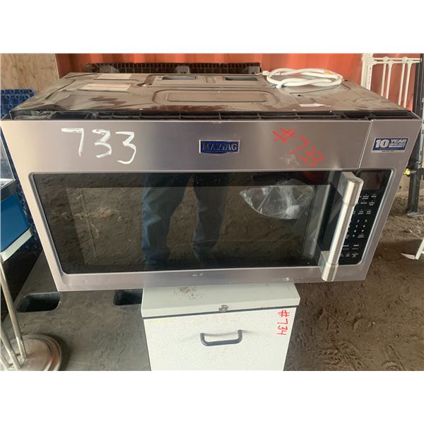 New Maytag microwave. Working.