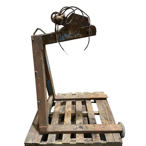 Pallet lifting unit