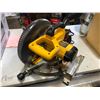 Image 2 : Dewalt model - DW703 10in compound mitre saw