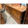 Image 1 : 4 cabinet wooden dresser (approx. 71in W 28in H 21in D)