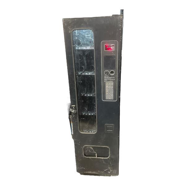 Vending machine (tested - working condition approx. 20 1/2in W 69in H 33 1/2in D)