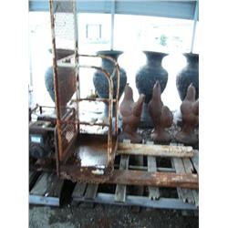 Forklift man basket attachment (85)