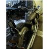 Image 5 : 2002 Yamaha Motorcycle 1250cc - tan- VIN # JYAVP11E72A030266- value $5,500 - 7,000 (6)