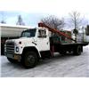 Image 3 : 1986 International S-1900 truck 19-1/2' flatbed, WAJAX frame mounted boom, diesel, manual transmissi
