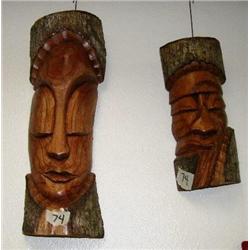 Lot of 2 oblong masks 20" and 13"(4)