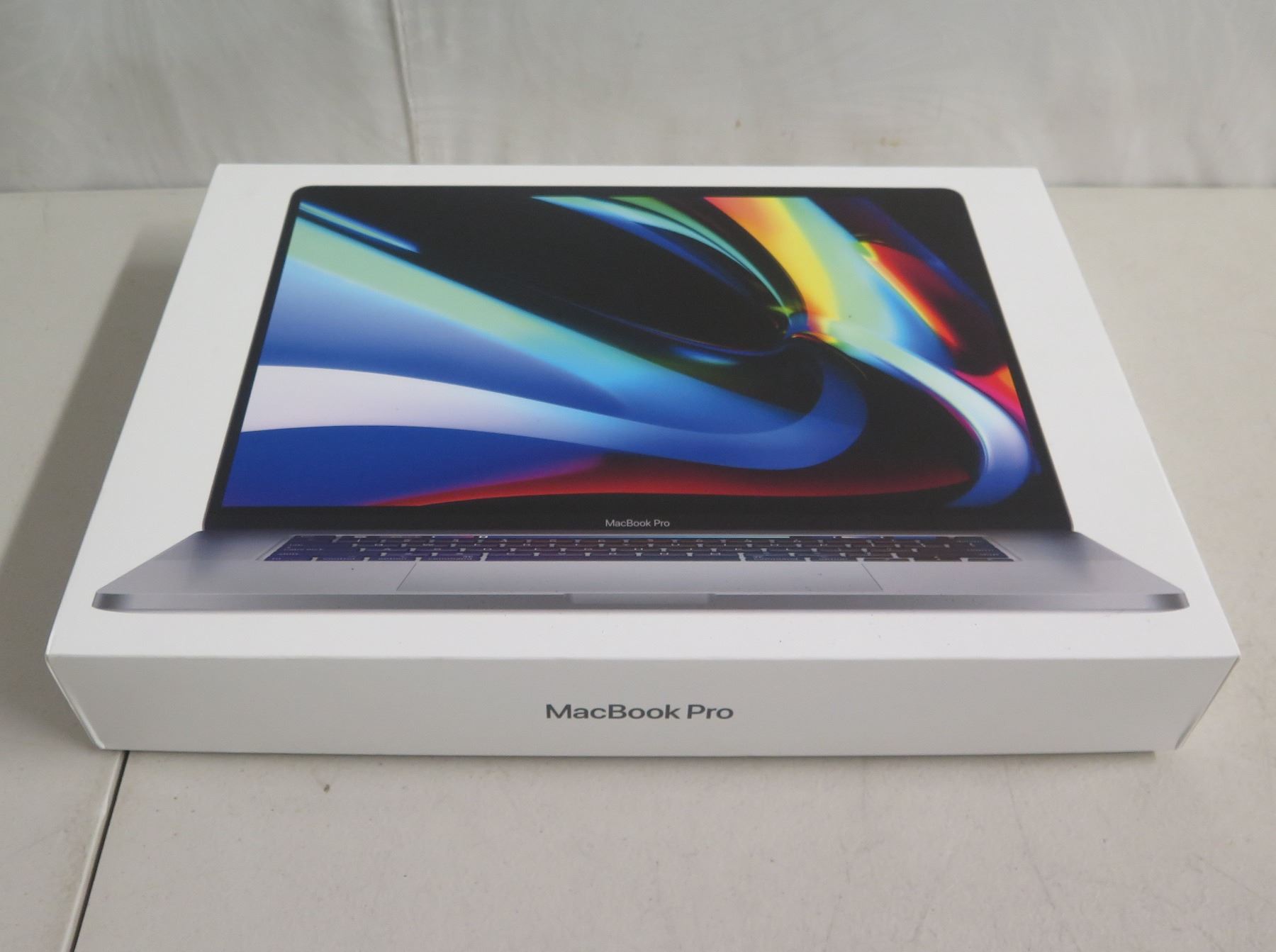 Macbook Boxed Apple A2141 MacBook Pro Laptop Computer 16