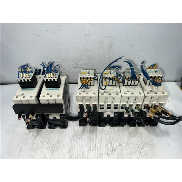 Lot of Siemens Contactors