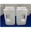 Image 1 : Lot of 2 Containers