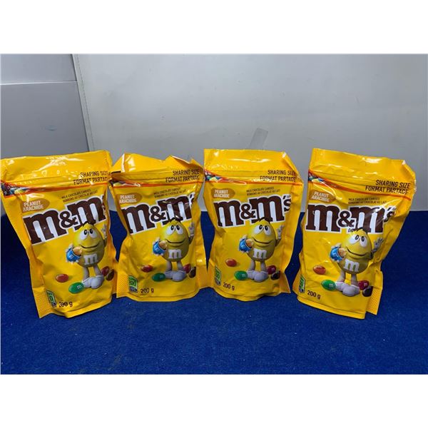 M&M Peanuts (4 x 200g)