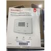 Image 1 : Honeywell programmable thermostat