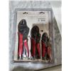 Image 2 : AmPro 3 pc Comfort Grip Locking Pliers Set