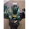 Image 3 : Yardworks 25cc Curved Shaft Trimmer - Gas powered