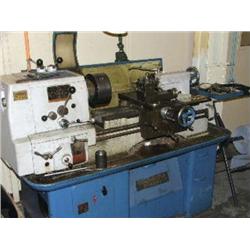 COLCHESTER STUDENT LATHE. 300 MM SWING 1000 MM BED