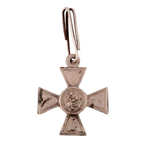 A RUSSIAN SILVER ST. GEORGE CROSS DECORATION, 4TH CLASS, WW1