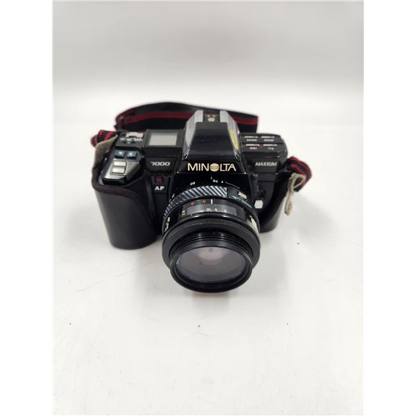 Vintage Minolta Maxxum 7000 AF Film Camera
