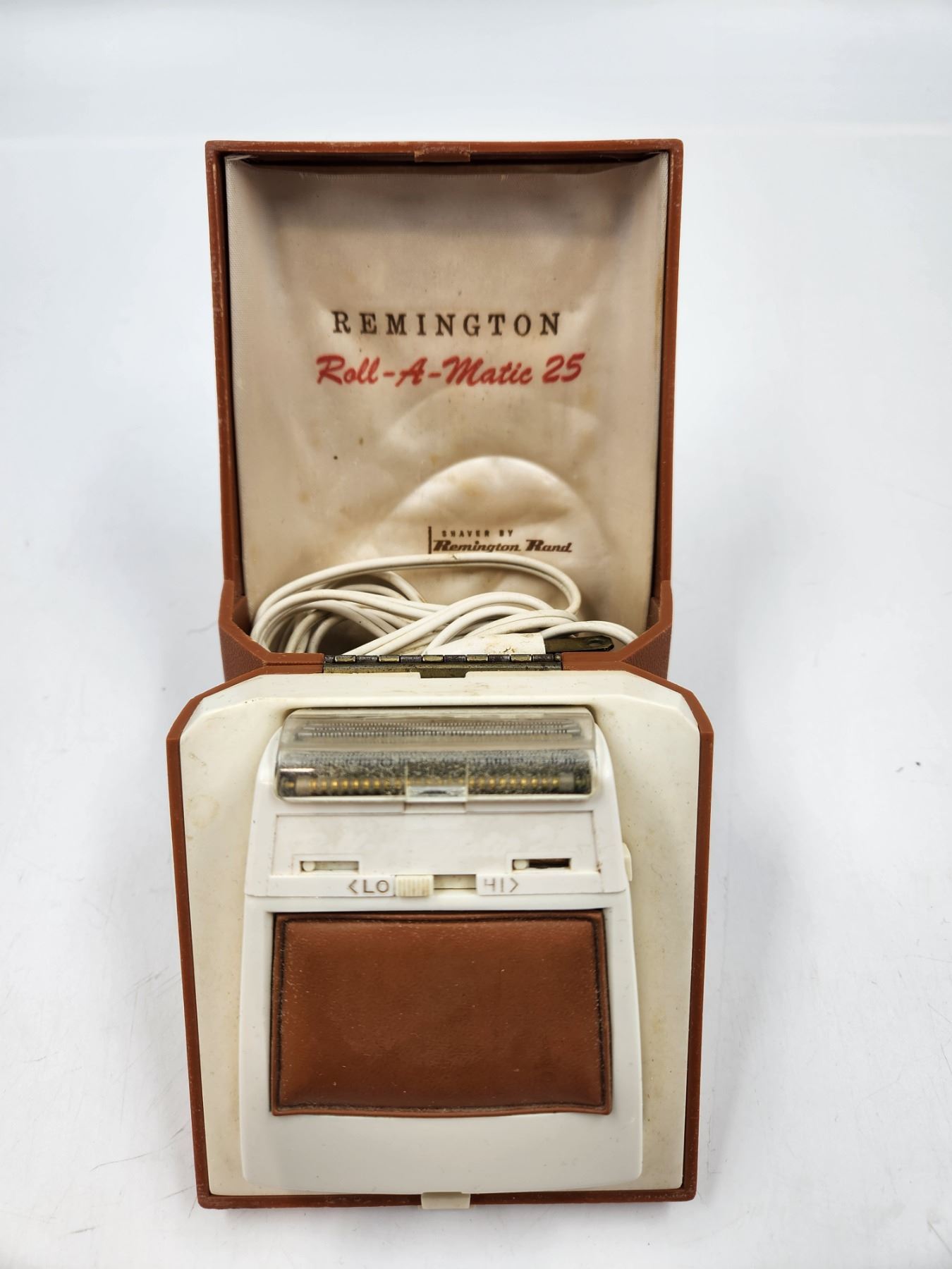 Remington Roll-A-Matic 25 - Vintage 60's Shaver