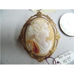 Gold Framed Cameo (700)
