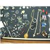 Image 3 : Display case of: earrings, necklaces, bracelets, etc. (114)