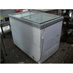 Ice cream cabinet, Frigidaire MDL B31350 (115)