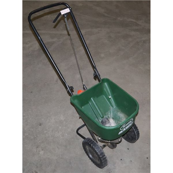 USED -SCOTT’S SEES/FERTILIZER BROADCASTER