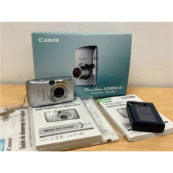 Canon Power Shot SD890 IS Digital Elph 10.0 megapixel 5X Optical zoom & accessories