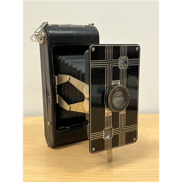 Vintage Jiffy Kodak Six-16 Folding Bellows Camera as pictured, not tested