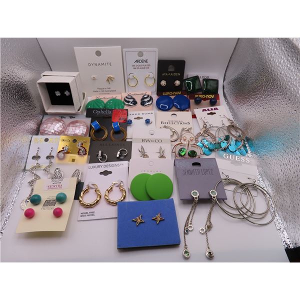 BRAND NEW 26 pairs of earrings.  Mix of vintage and newer