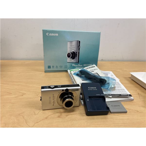 AS IS Canon Power Shot SD1100 IS Digital Elph 8.0 megapixel 3X Optical zoom & accessories