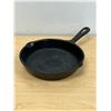 Image 1 : Findlay (Canada) Cast Iron #5 Skillet Frying Pan 8" - see all photos