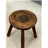 Image 5 : Antique Primitive 3 Legged Stool / Plant Stand - seat approx 10.5" wide & 14.25"T