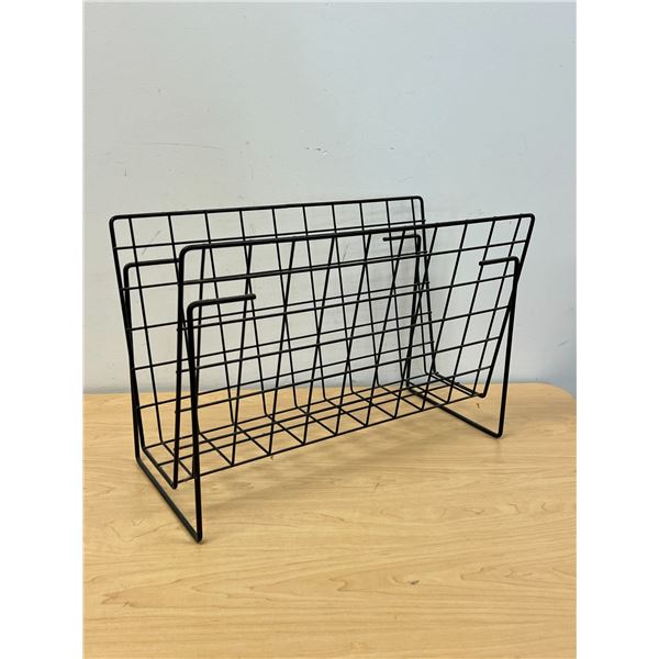 Nice Modern Wire Magazine Rack Holder - approx: 19.75x9" & 13"T