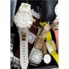 Image 7 : 15 Assorted Watches - Like New & Preowned