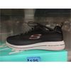 Image 4 : 3 Pairs of Assorted Men's Runners - Preowned 