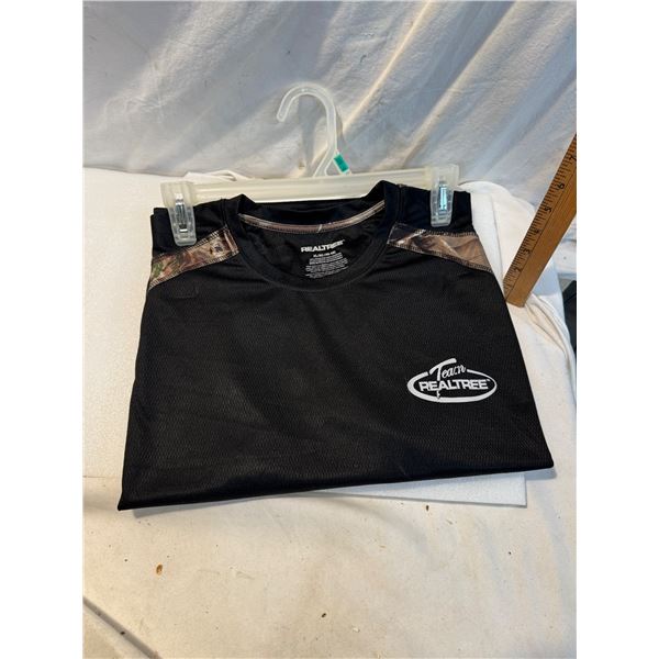 New Realtree xl t shirt