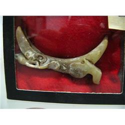 Framed oriental jade carving (3)