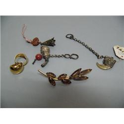 3 pieces of silver jewelry, pair of gold earrings, beautiful pin (3)