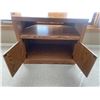 Image 3 : Oak Side Table 30 x 16 x 25