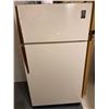Image 1 : General Electric Cream Coloured Fridge Tested 30W 27D 51T Contents Not Included