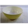 Image 4 : Yellow Pyrex Mixing Bowl