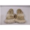 Image 4 : Indigenous Beaded Elk Skin Gauntlet Mittens w/ Rabbit Fur Cuffs - Synthetic Lined