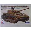 Image 2 : 1:35 Panzerkampfwagen IV Ausf.J Model Kit (sealed) (NOS)