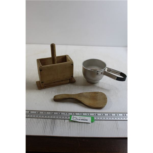 Butter Mold, Butter Spoon, Sifter