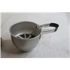 Image 4 : Butter Mold, Butter Spoon, Sifter