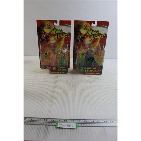 (2) Mars Attacks Figurines - Sealed