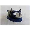 Image 3 : Toy Sewing Machine