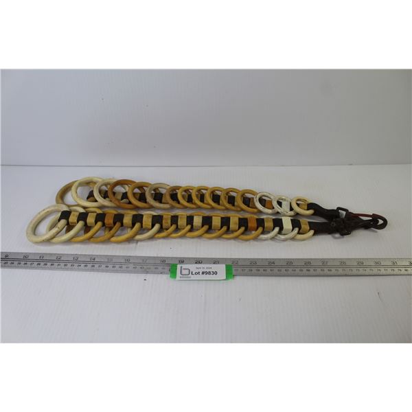 Spreader (Horse Equipment)