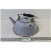 Image 1 : Vintage Enamel Kettle