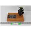Image 1 : Funny Complaint Department Grenade Desk Decor