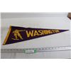 Image 1 : Washington Football Pennant - 26 1/2" x 11 3/4"